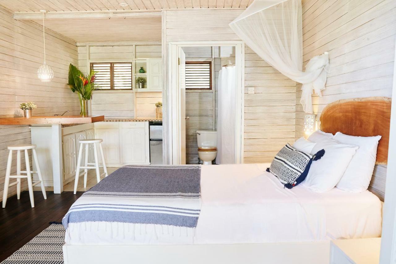 Eco Lifestyle And Lodge Bathsheba Eksteriør billede